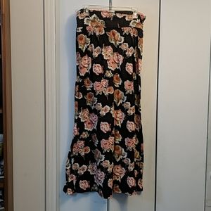 Floral maxi skirt.